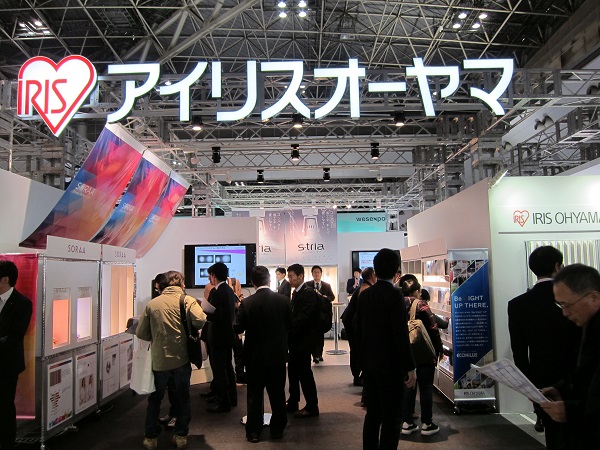 ���ձ�չ���۽�ȫ��LED/OLED��ҵ��չ