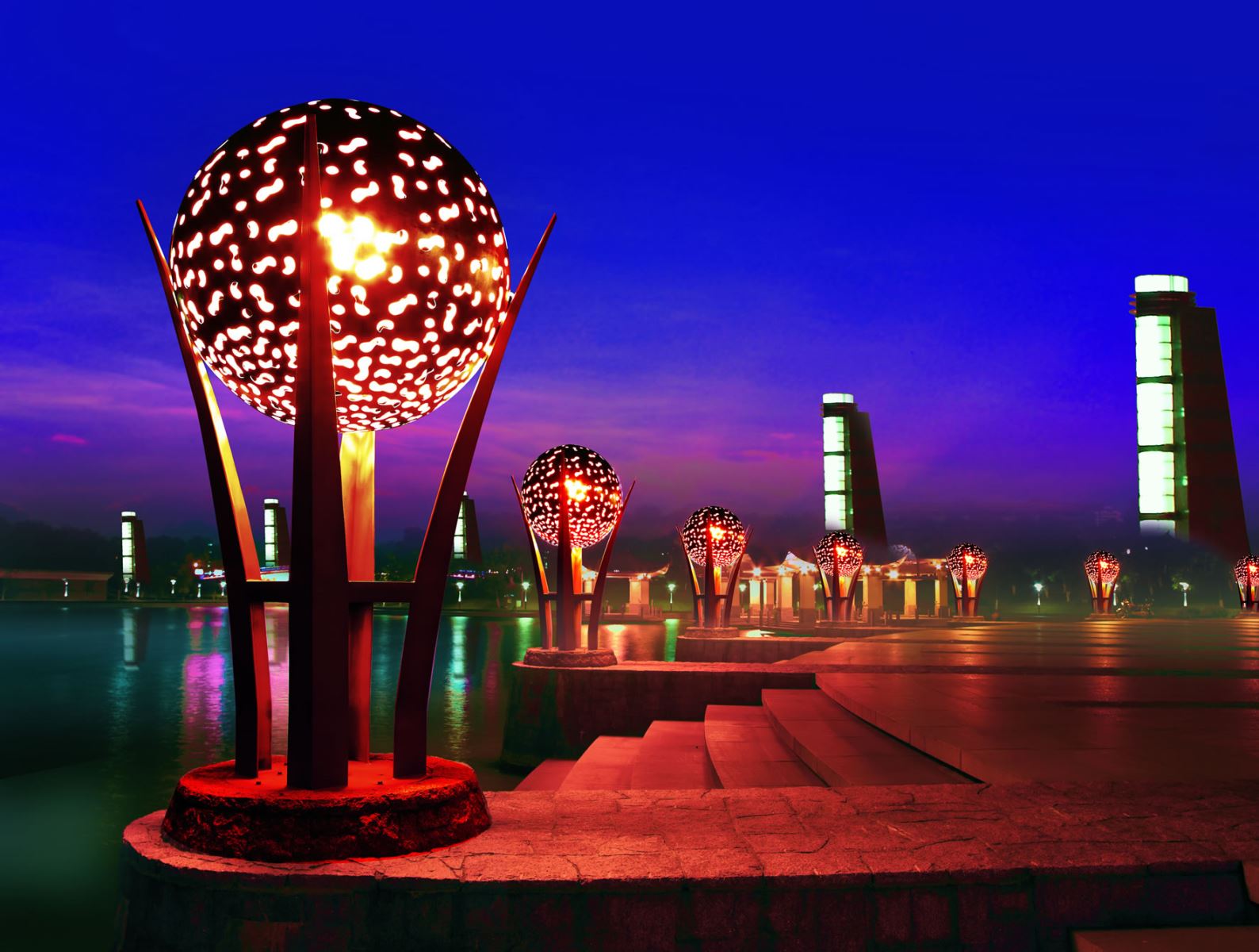 �������о���������չ��״��δ������