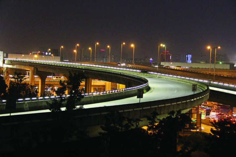 景观照明 市区九成是led灯